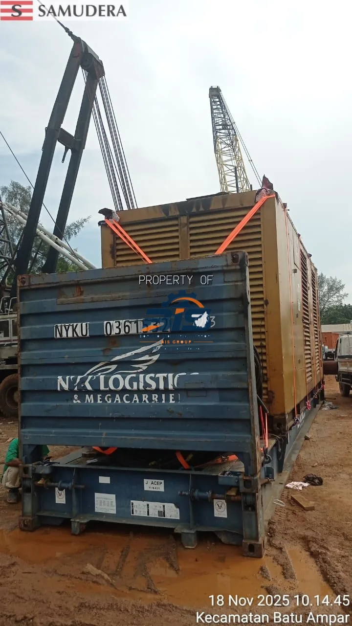 Unit genset diesel yang dijadwalkan untuk pemeriksaan dan perawatan besar